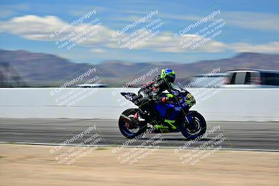 media/Mar-25-2024-Moto Forza (Mon) [[8d4319bd68]]/2-Advanced Group/Session 4 Front Straight Speed Pans/